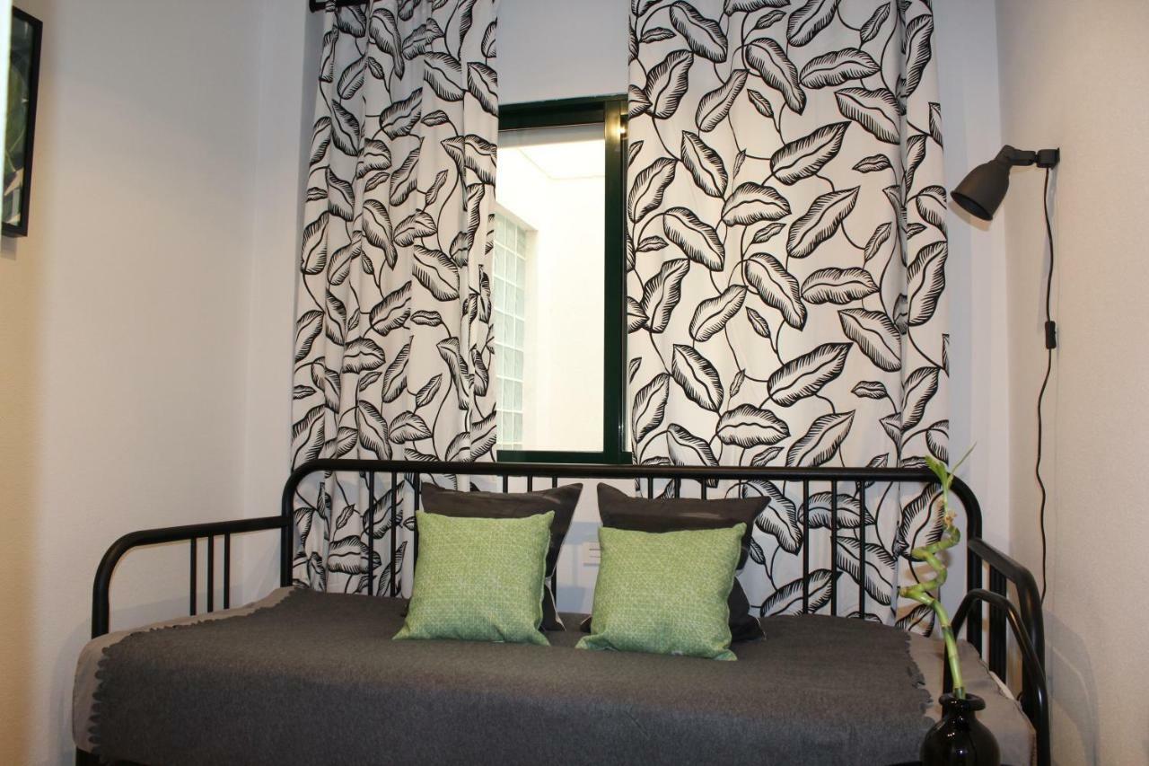 Katy Apartments Orihuela Luaran gambar